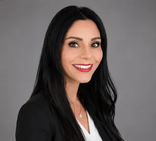 Portrait of Rayna Fowler, FNP-C